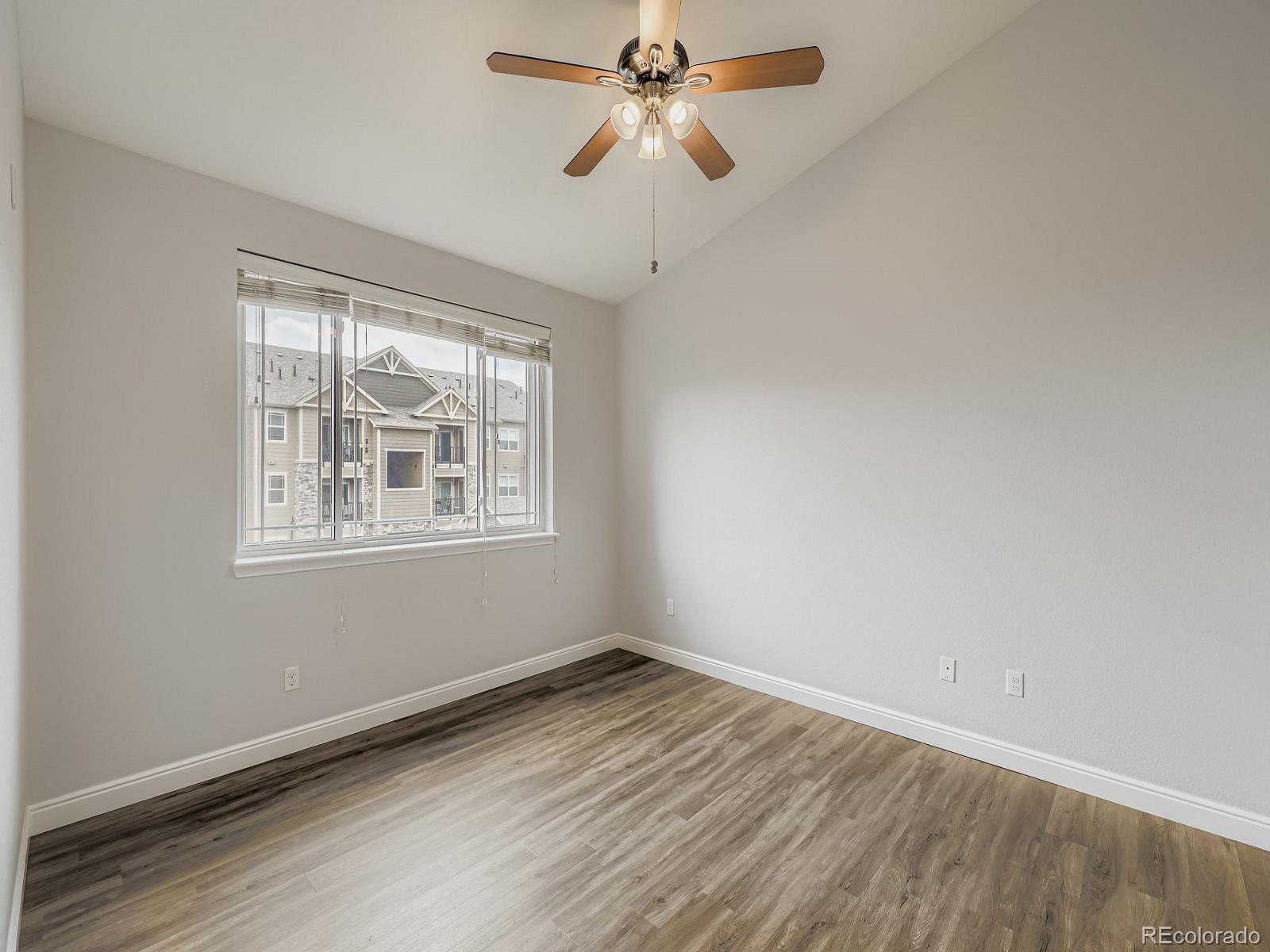 10061 W Victoria Place Unit: 204
