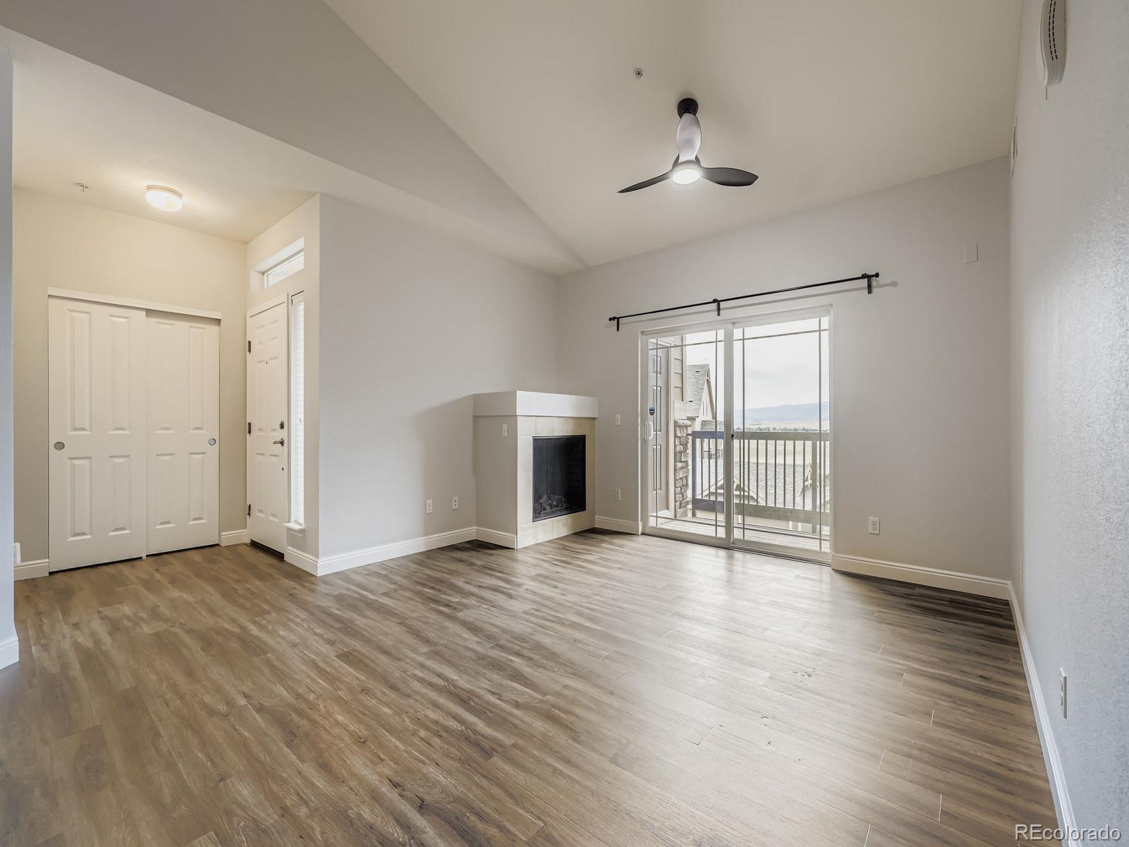 10061 W Victoria Place Unit: 204