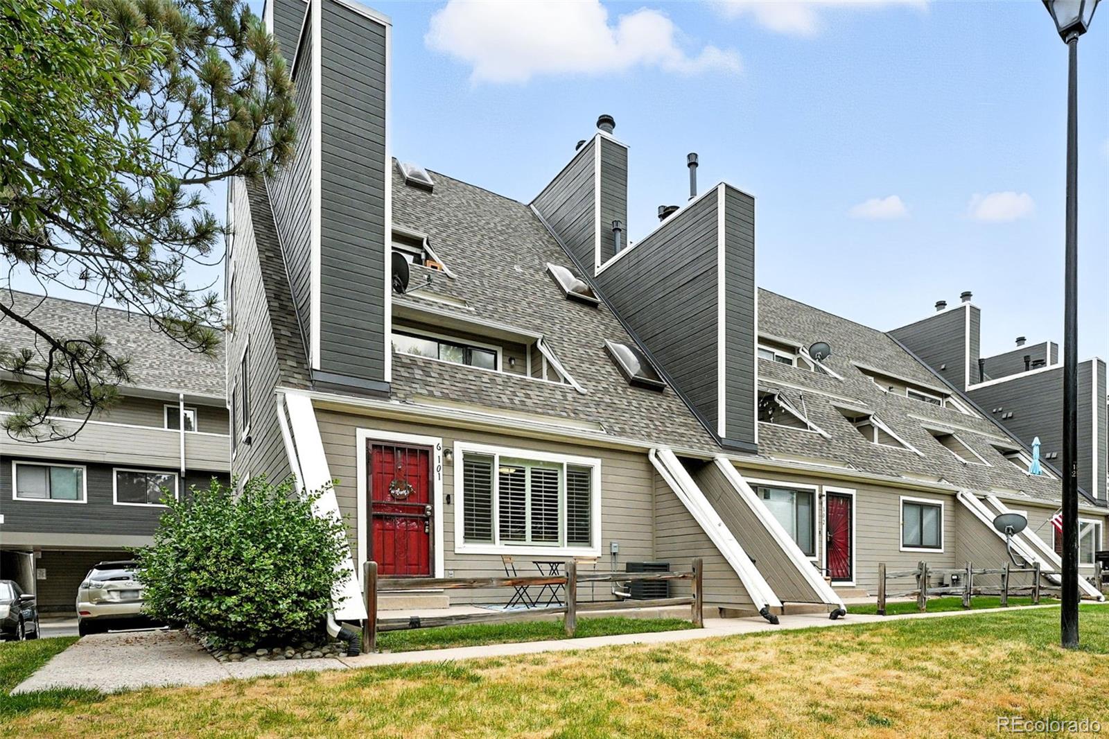 5250 S Huron Way Unit: 6-101