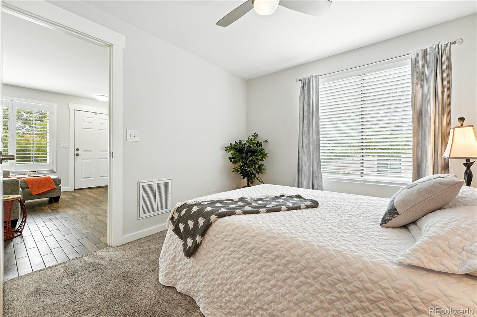 5250 S Huron Way Unit: 6-101