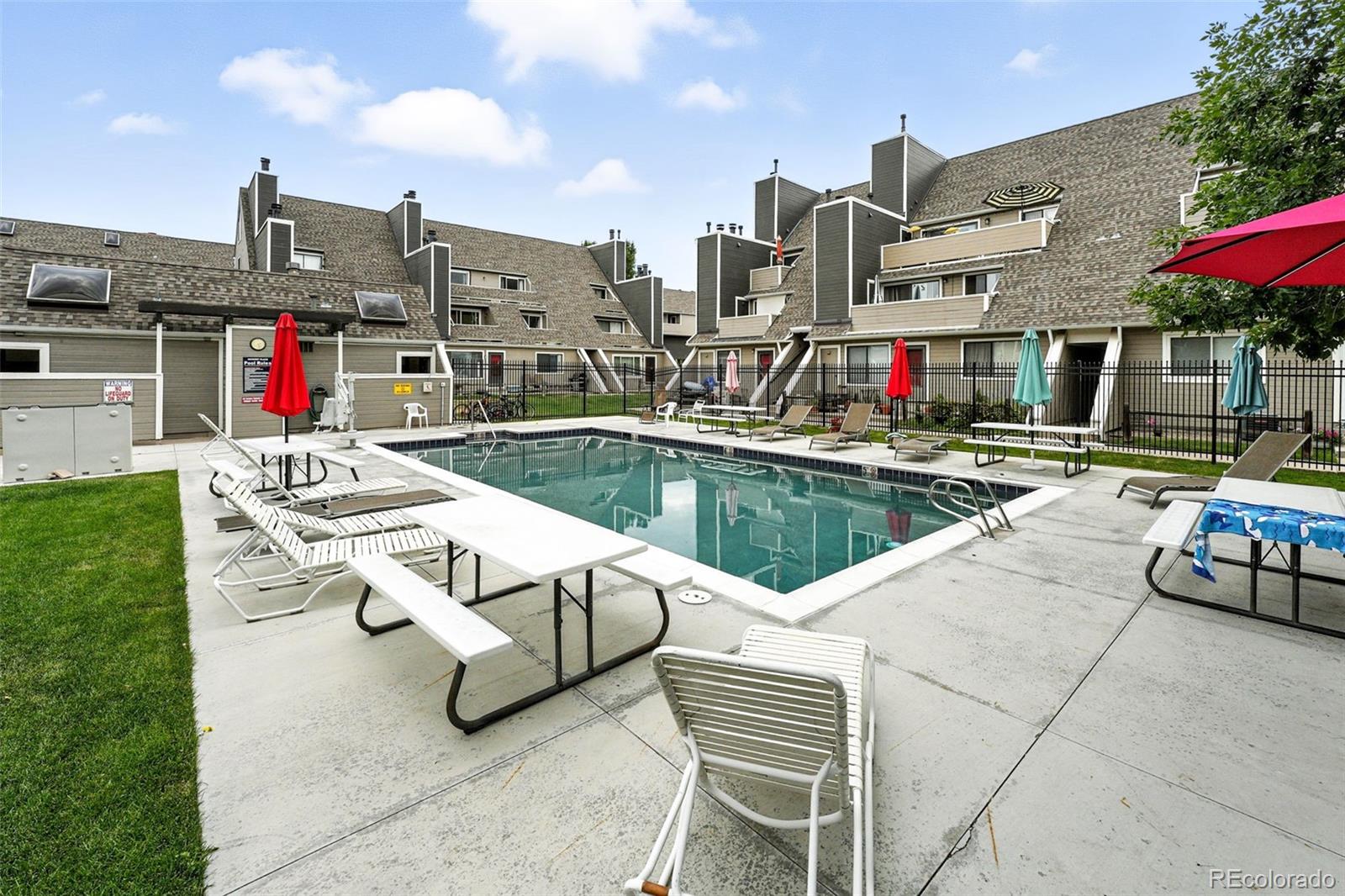 5250 S Huron Way Unit: 6-101