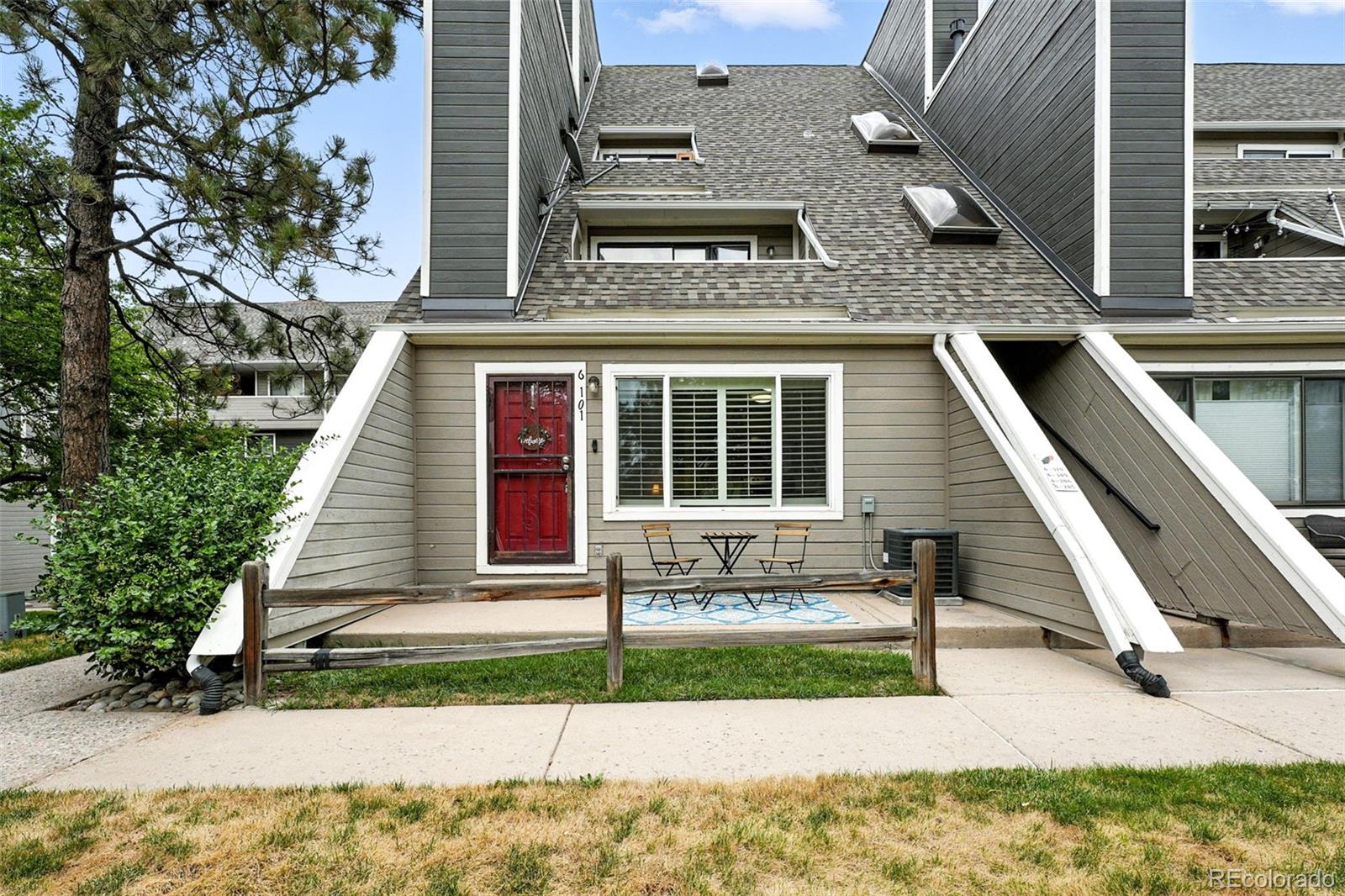 5250 S Huron Way Unit: 6-101