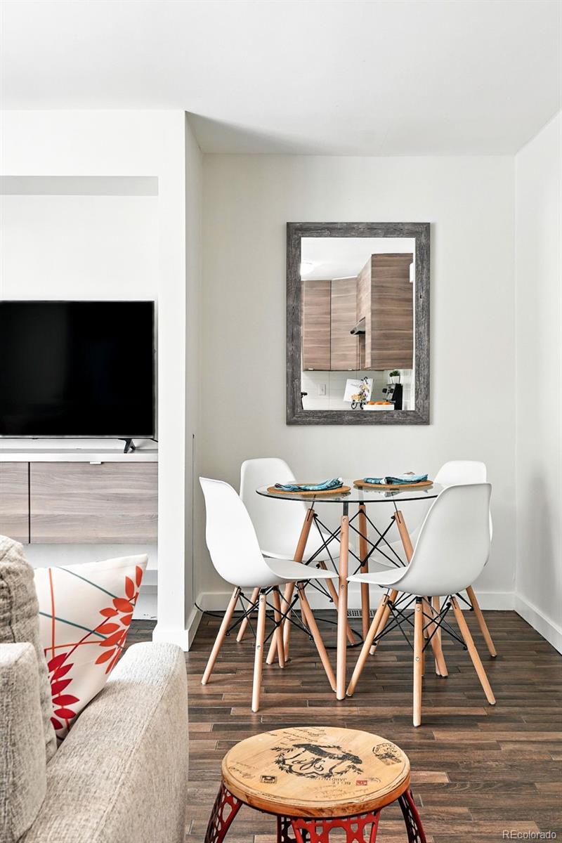 5250 S Huron Way Unit: 6-101