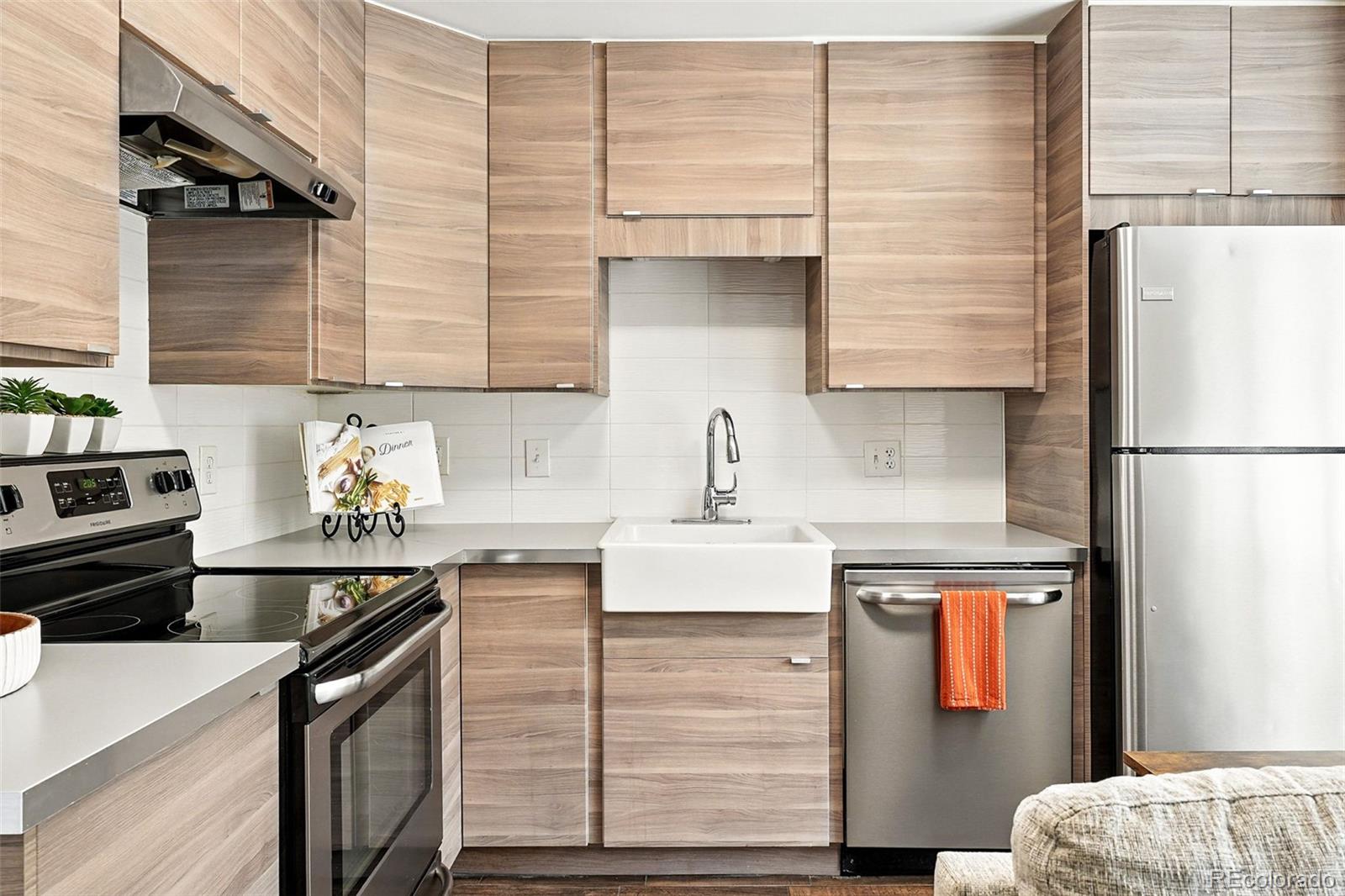 5250 S Huron Way Unit: 6-101