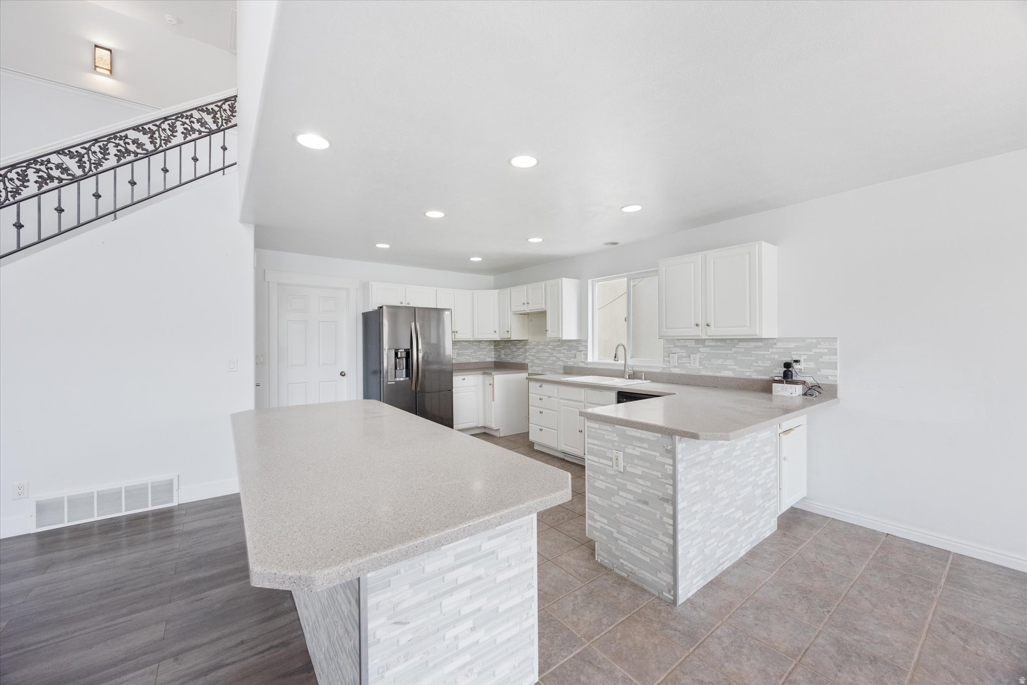 3788 W NEW VILLAGE RD