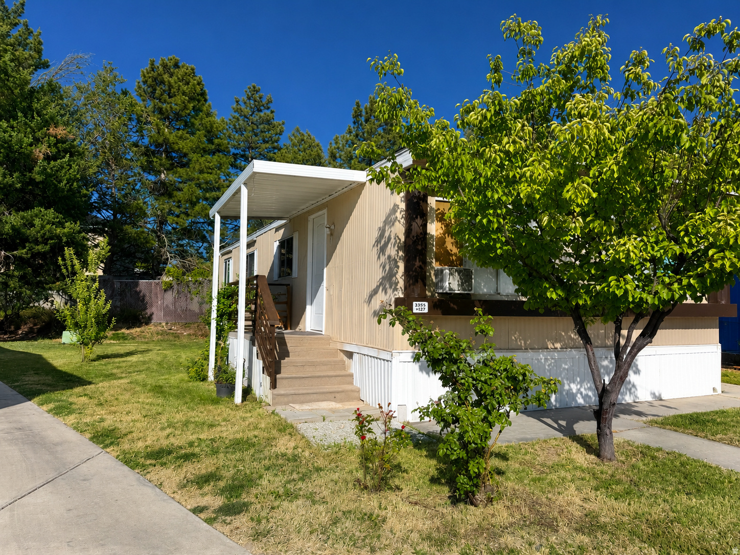 3355 S EASTCREST RD #127