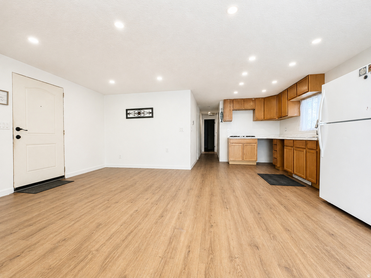 3355 S EASTCREST RD #127