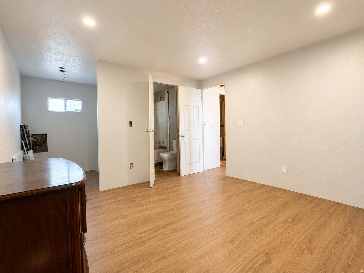 3355 S EASTCREST RD #127