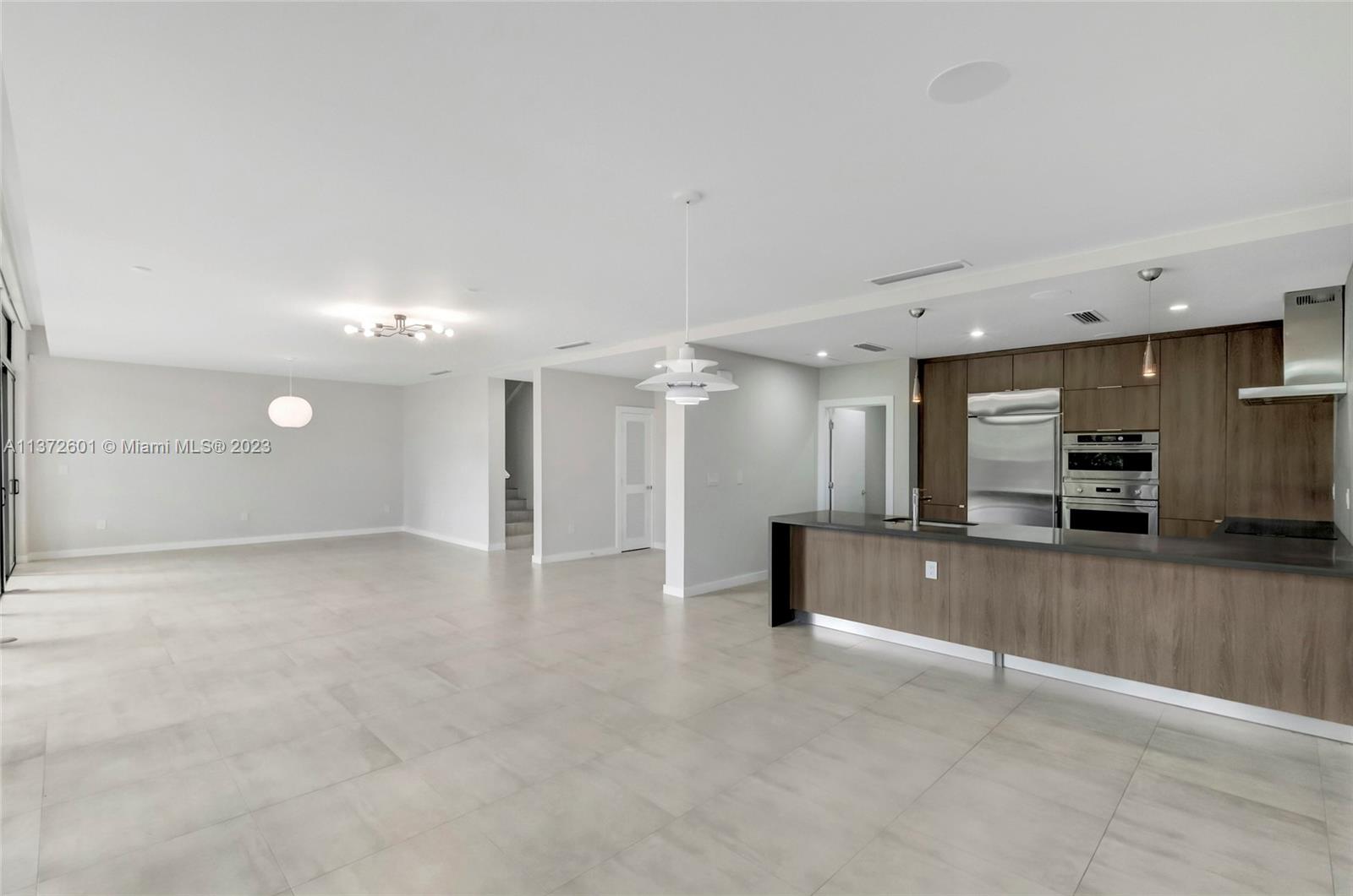 8630 Arboretum Ln