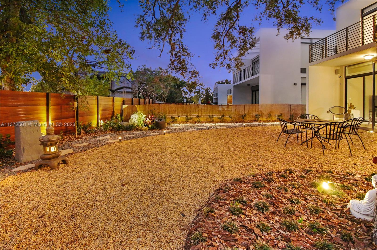 8630 Arboretum Ln