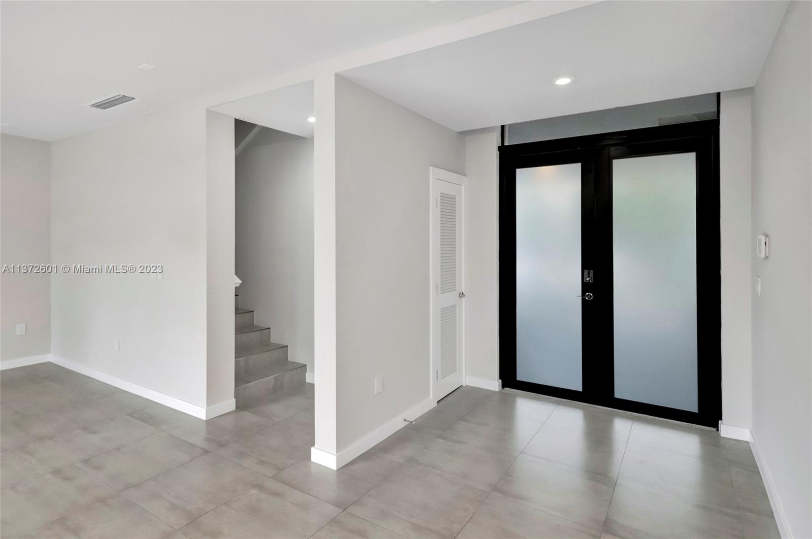 8630 Arboretum Ln