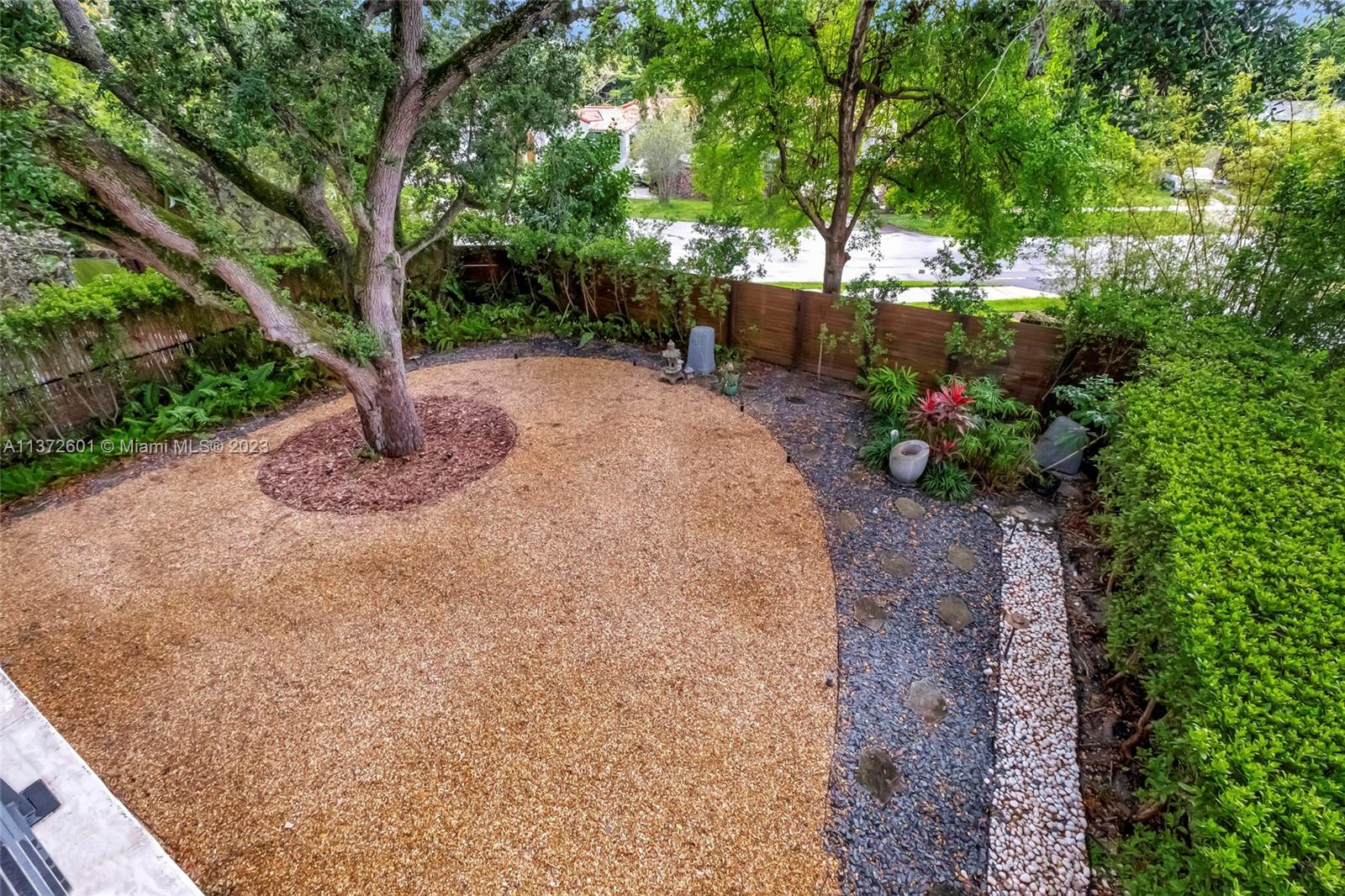 8630 Arboretum Ln