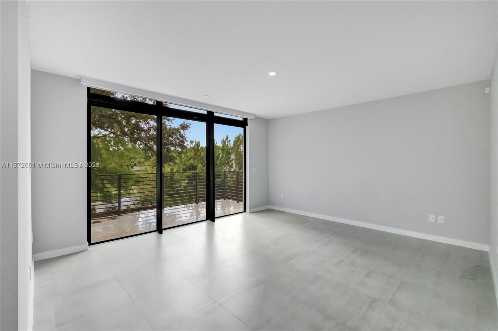 8630 Arboretum Ln