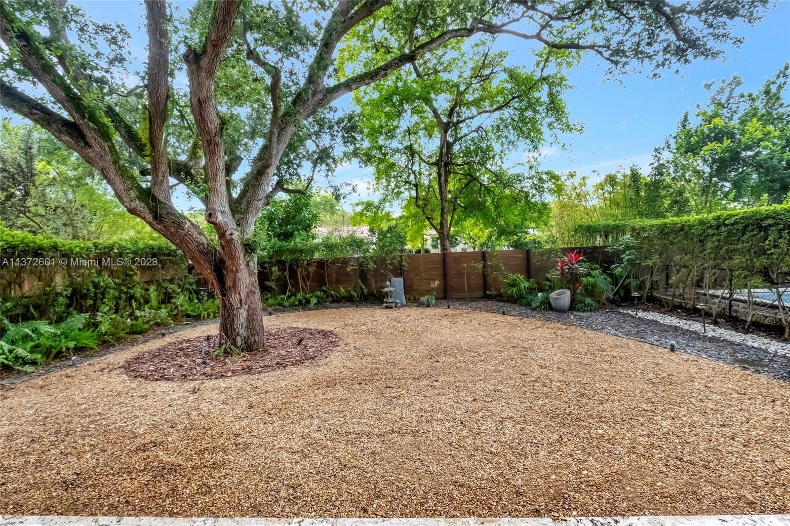 8630 Arboretum Ln
