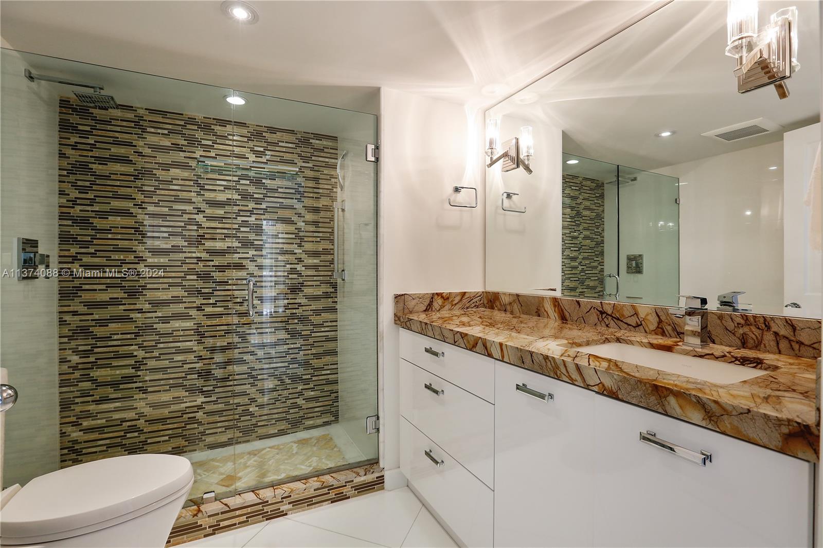 2901 S Bayshore Dr Unit: 3BC
