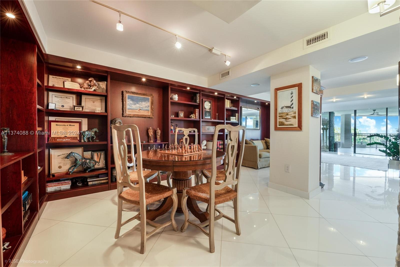 2901 S Bayshore Dr Unit: 3BC