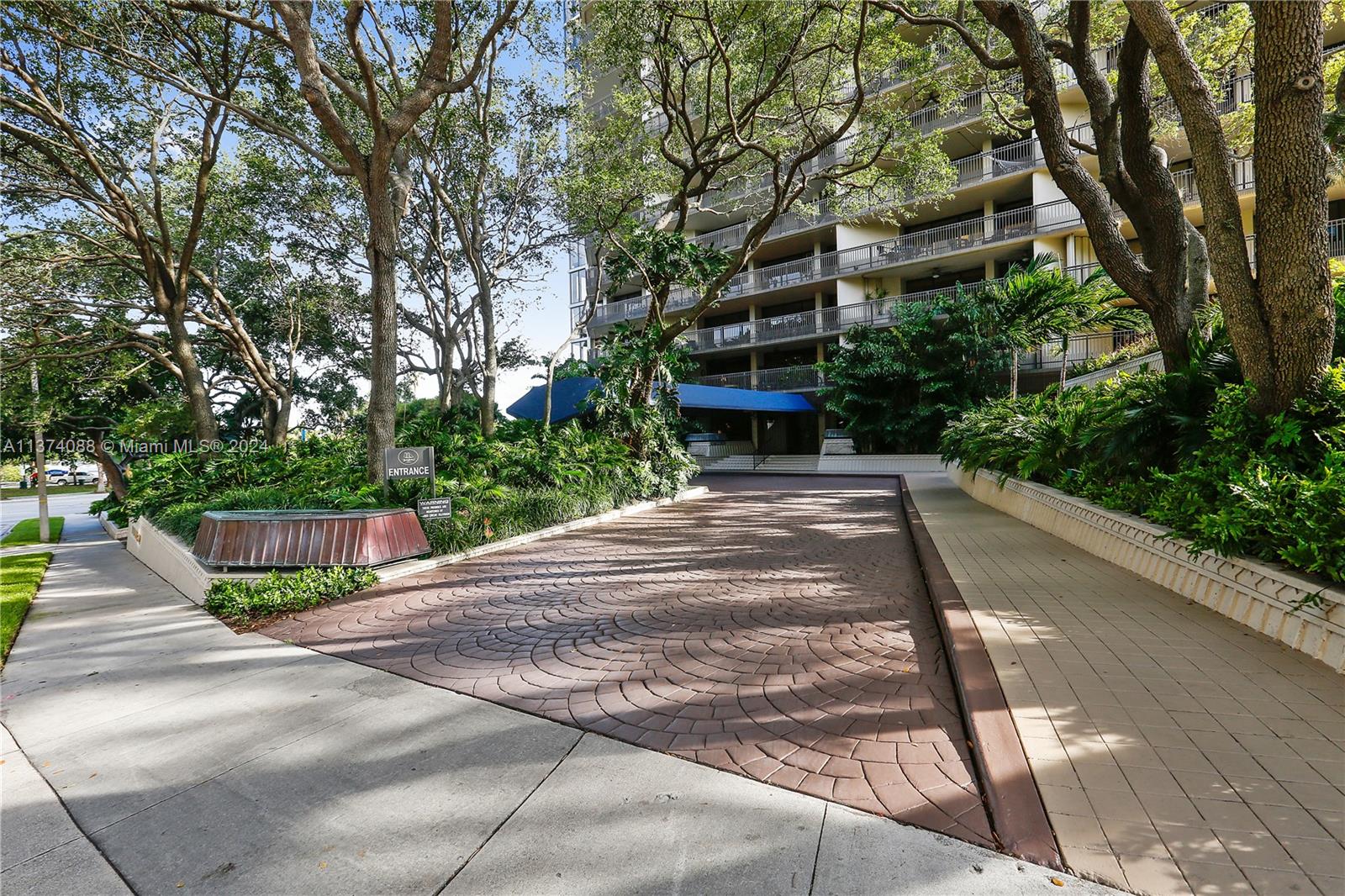 2901 S Bayshore Dr Unit: 3BC