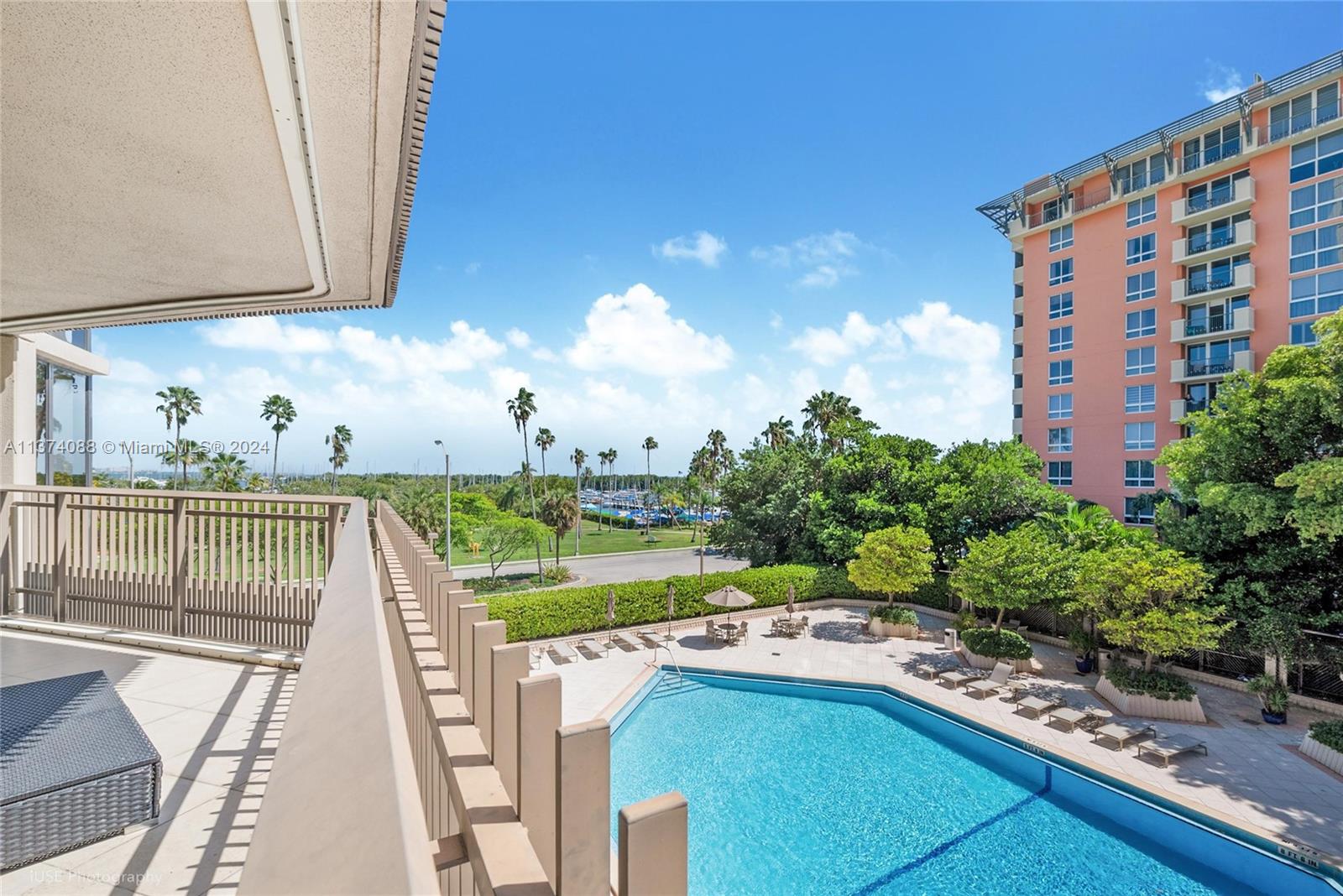 2901 S Bayshore Dr Unit: 3BC