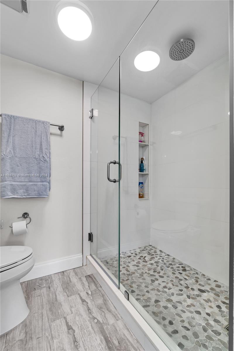 1 Alhambra Cir # 306
