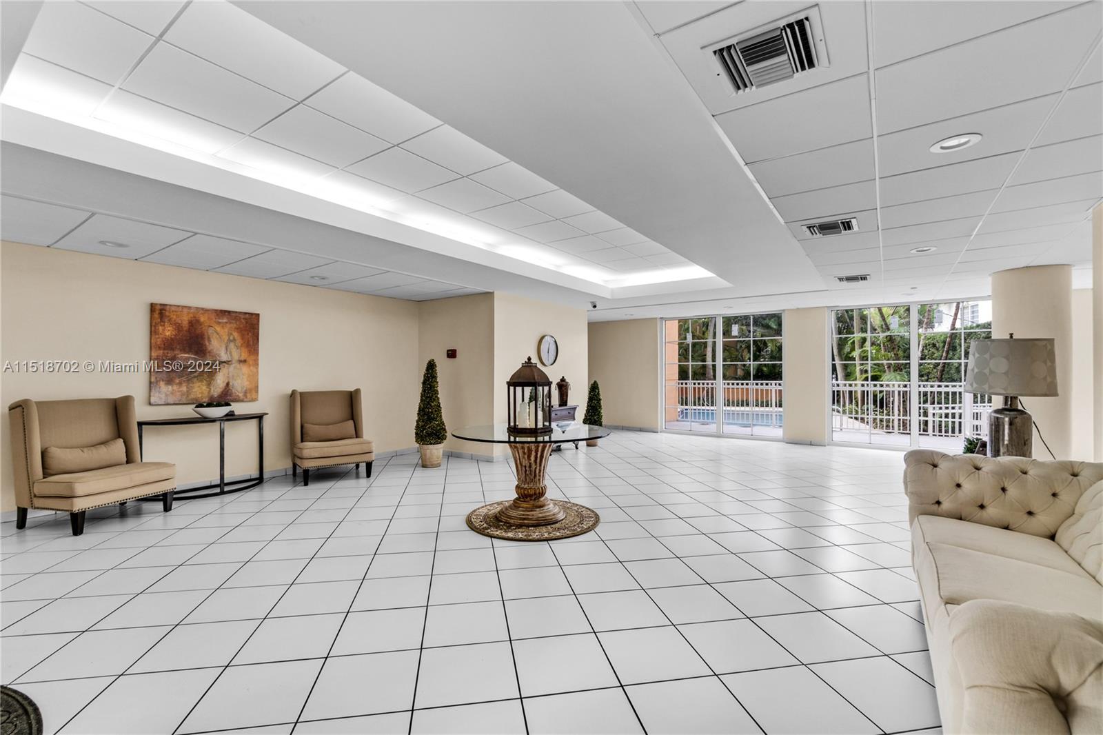 1 Alhambra Cir # 306