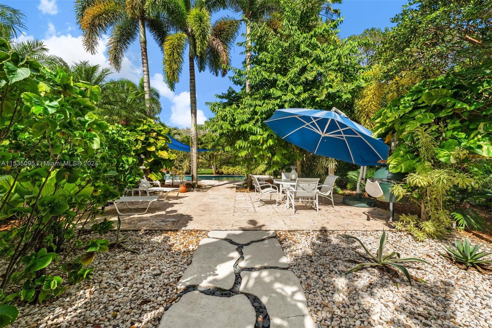 9845 SW 110th St
