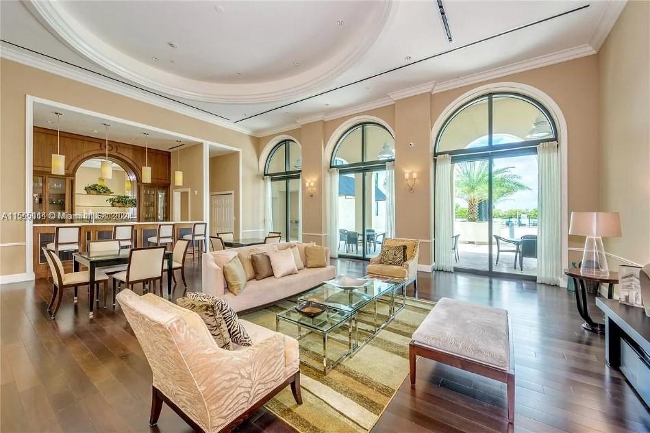 1300 Ponce De Leon Blvd # 502