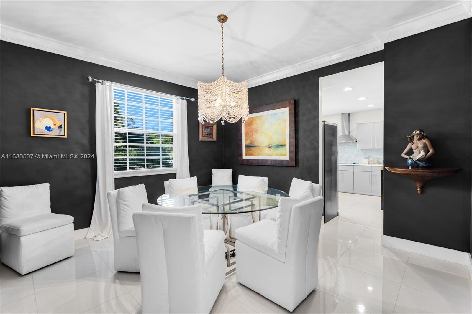 111 Edgewater Dr # 2A