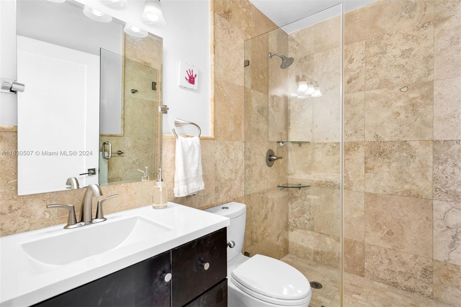 111 Edgewater Dr # 2A