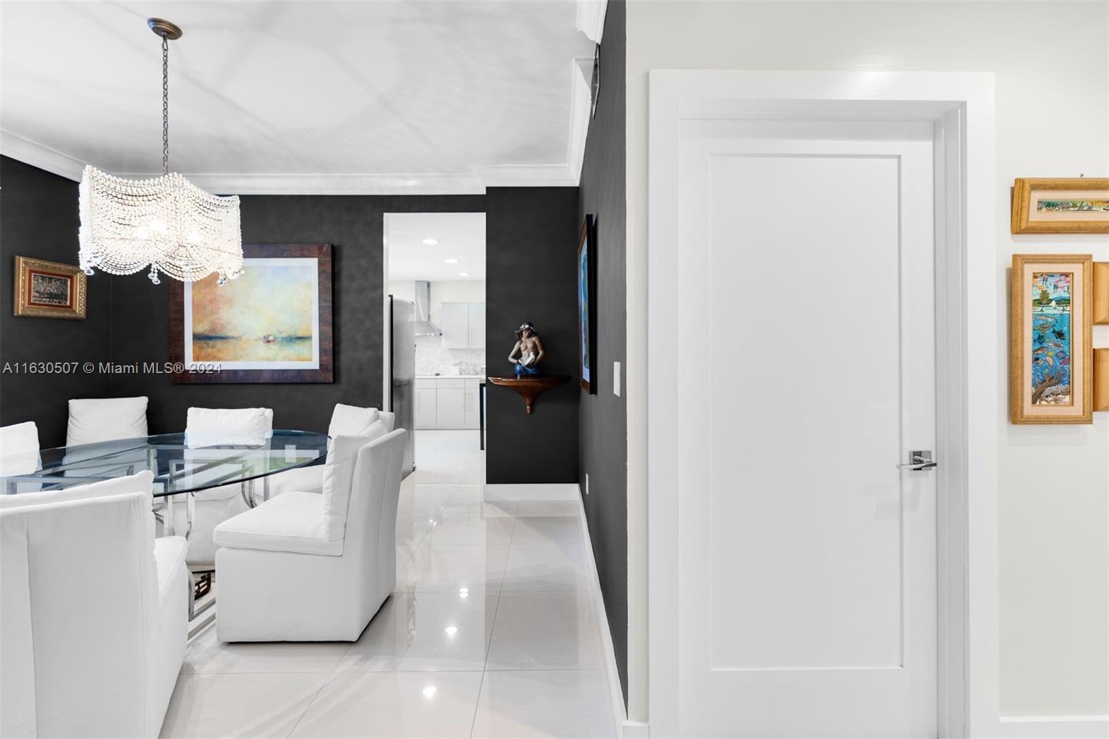 111 Edgewater Dr # 2A