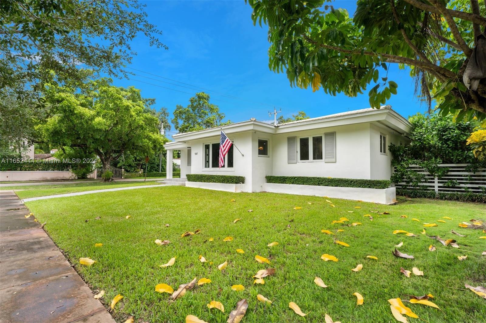 547 Giralda Ave