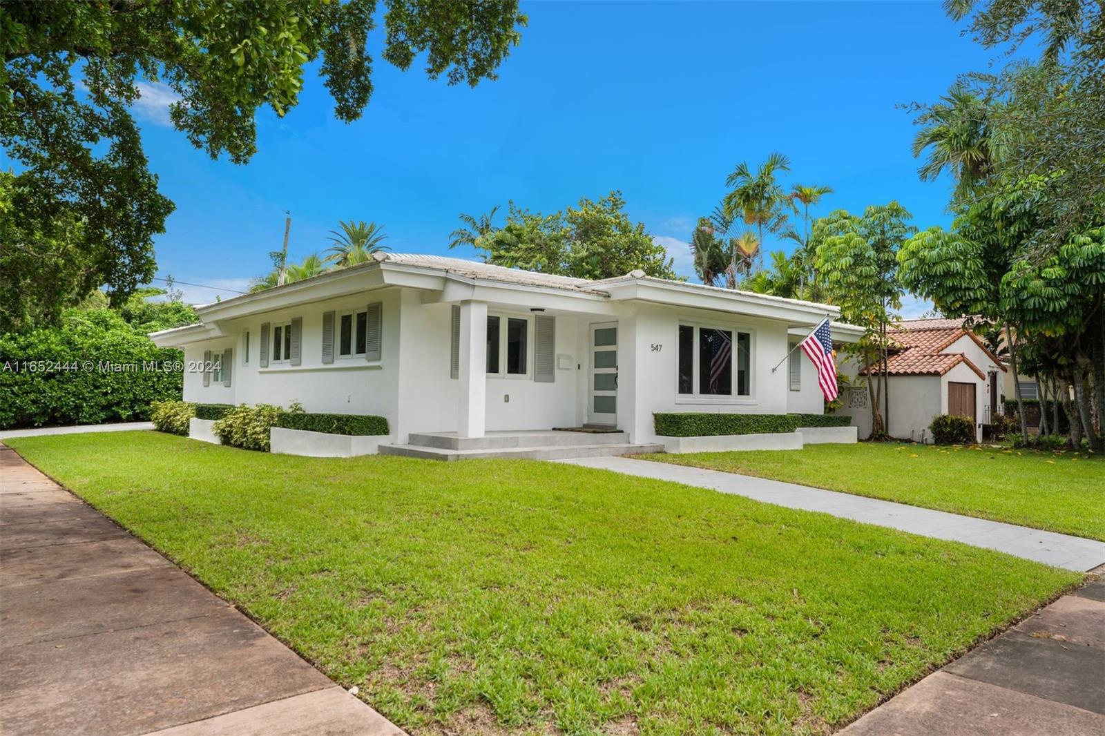 547 Giralda Ave