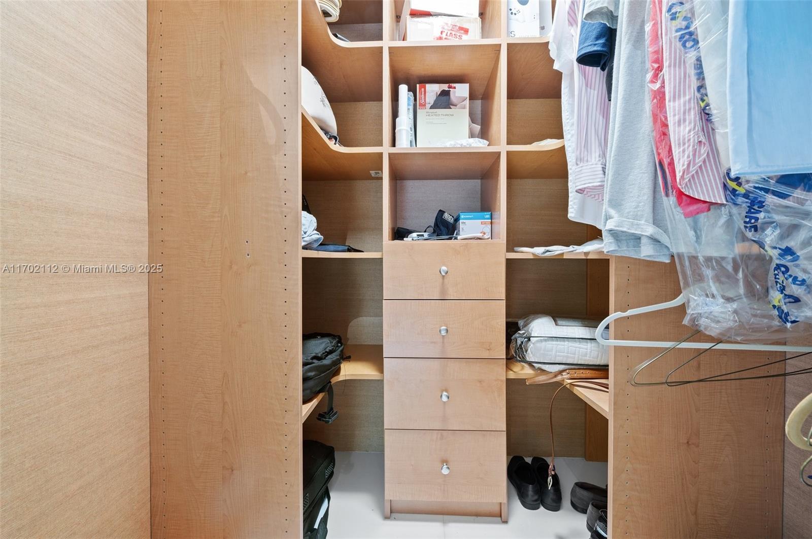 4100 Salzedo St # 816