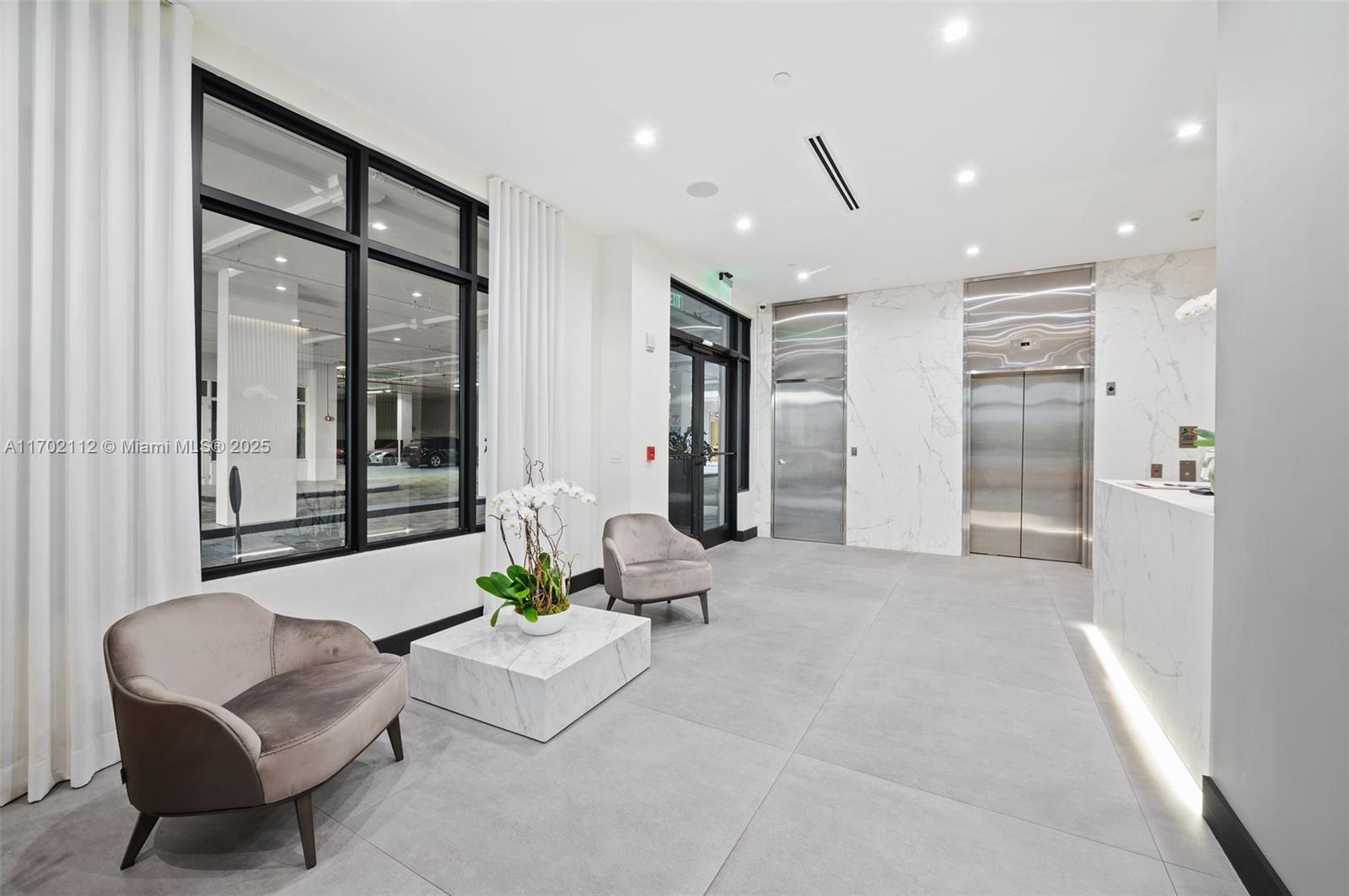 4100 Salzedo St # 816