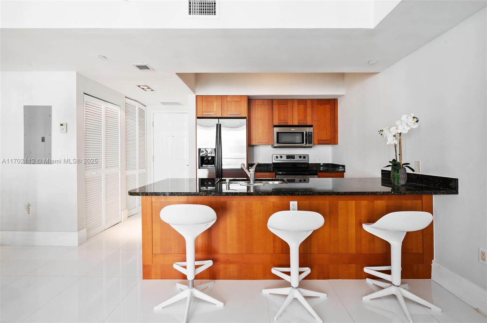 4100 Salzedo St # 816