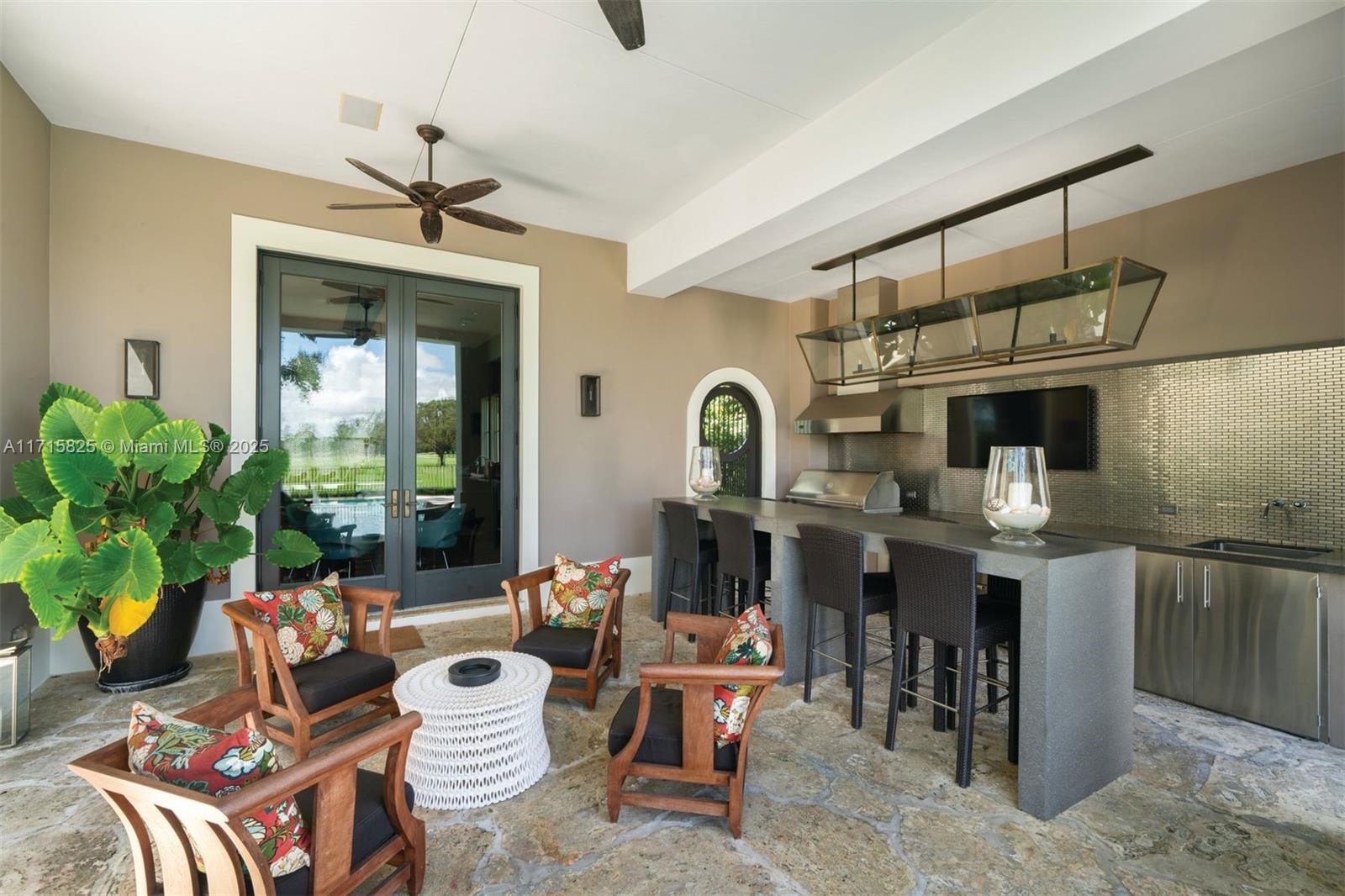 1221 Mariola Ct