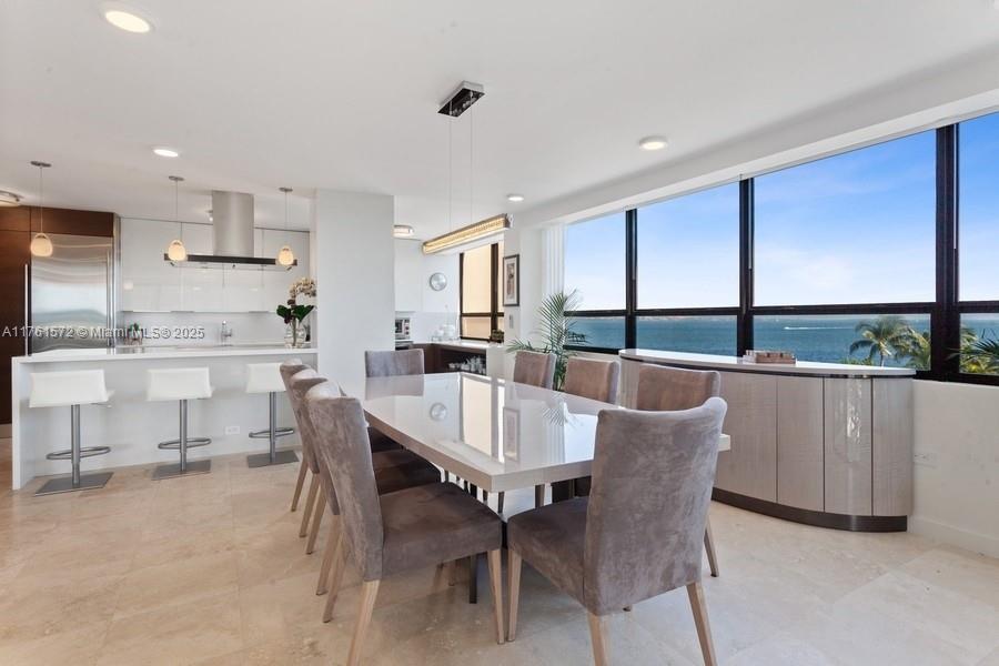 2 Grove Isle Dr # B502