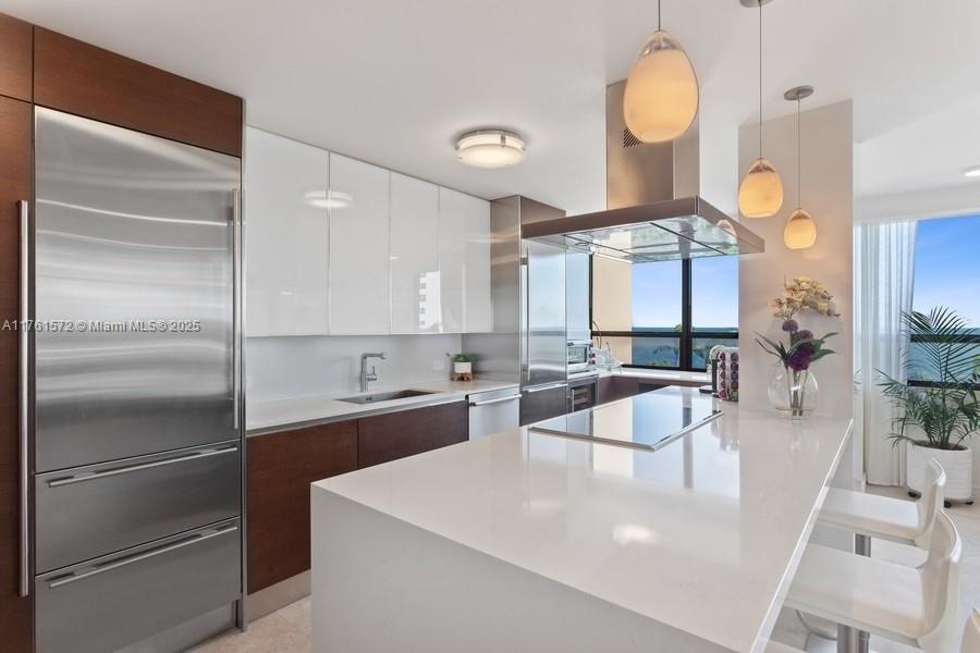 2 Grove Isle Dr # B502