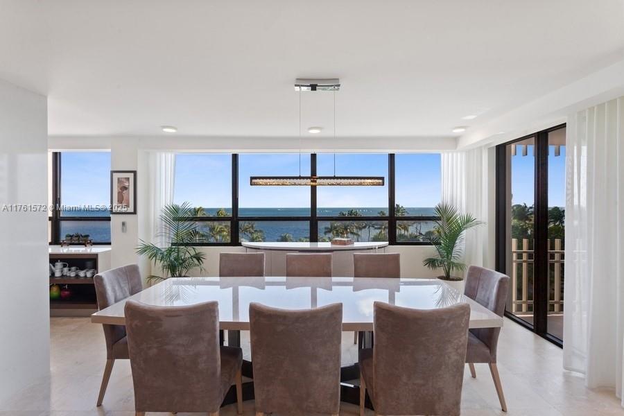 2 Grove Isle Dr # B502