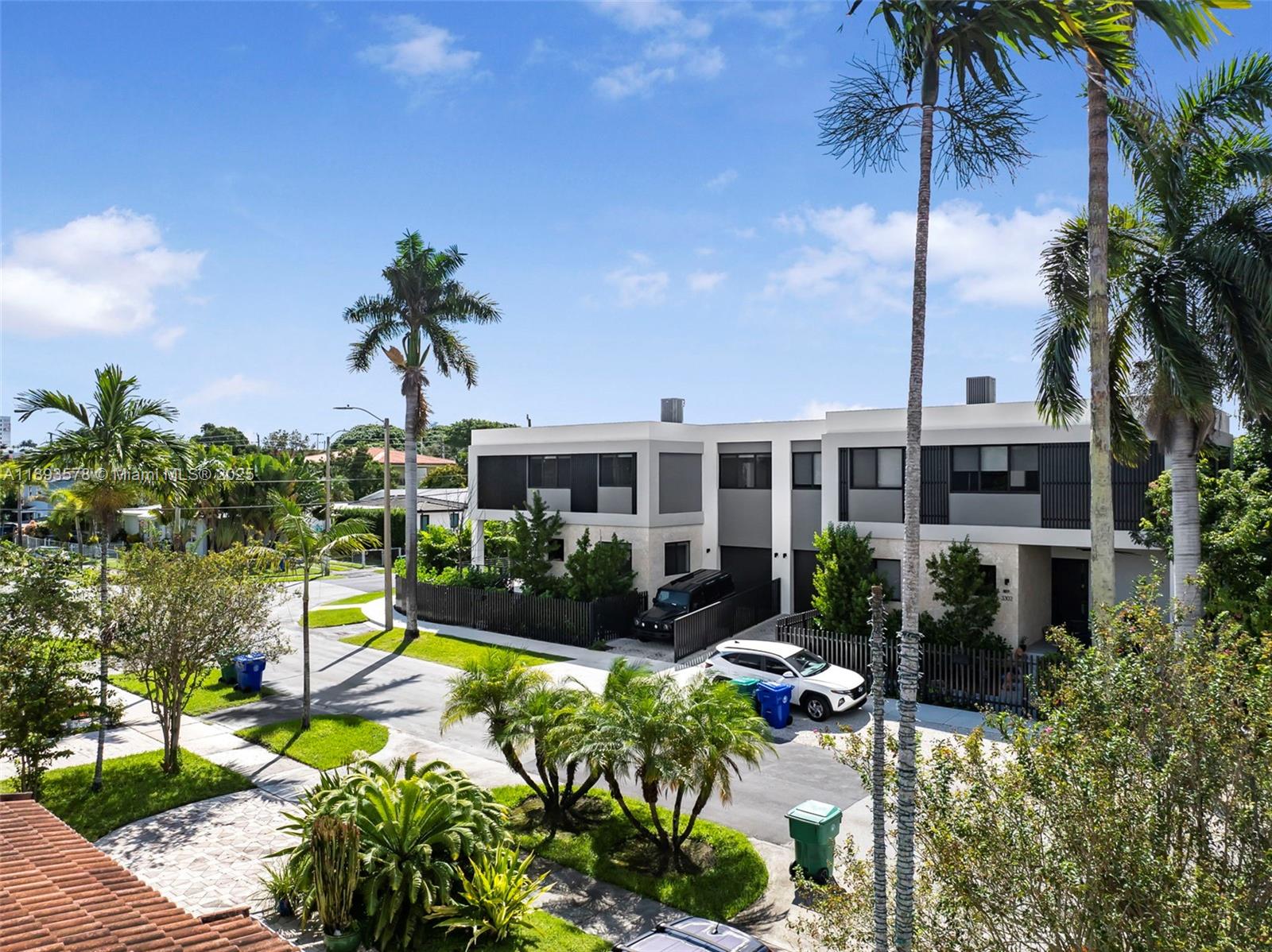 3300 SW 27th Ter # 3300