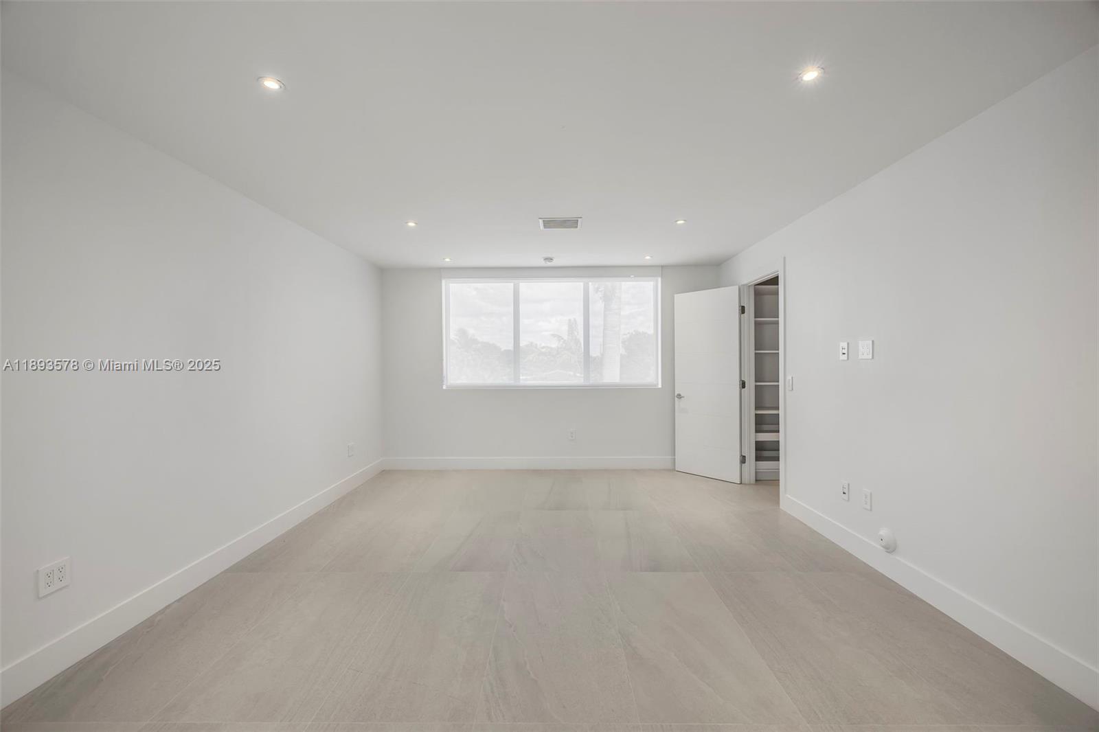 3300 SW 27th Ter # 3300