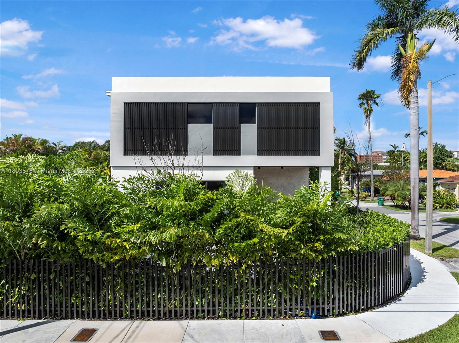 3300 SW 27th Ter # 3300