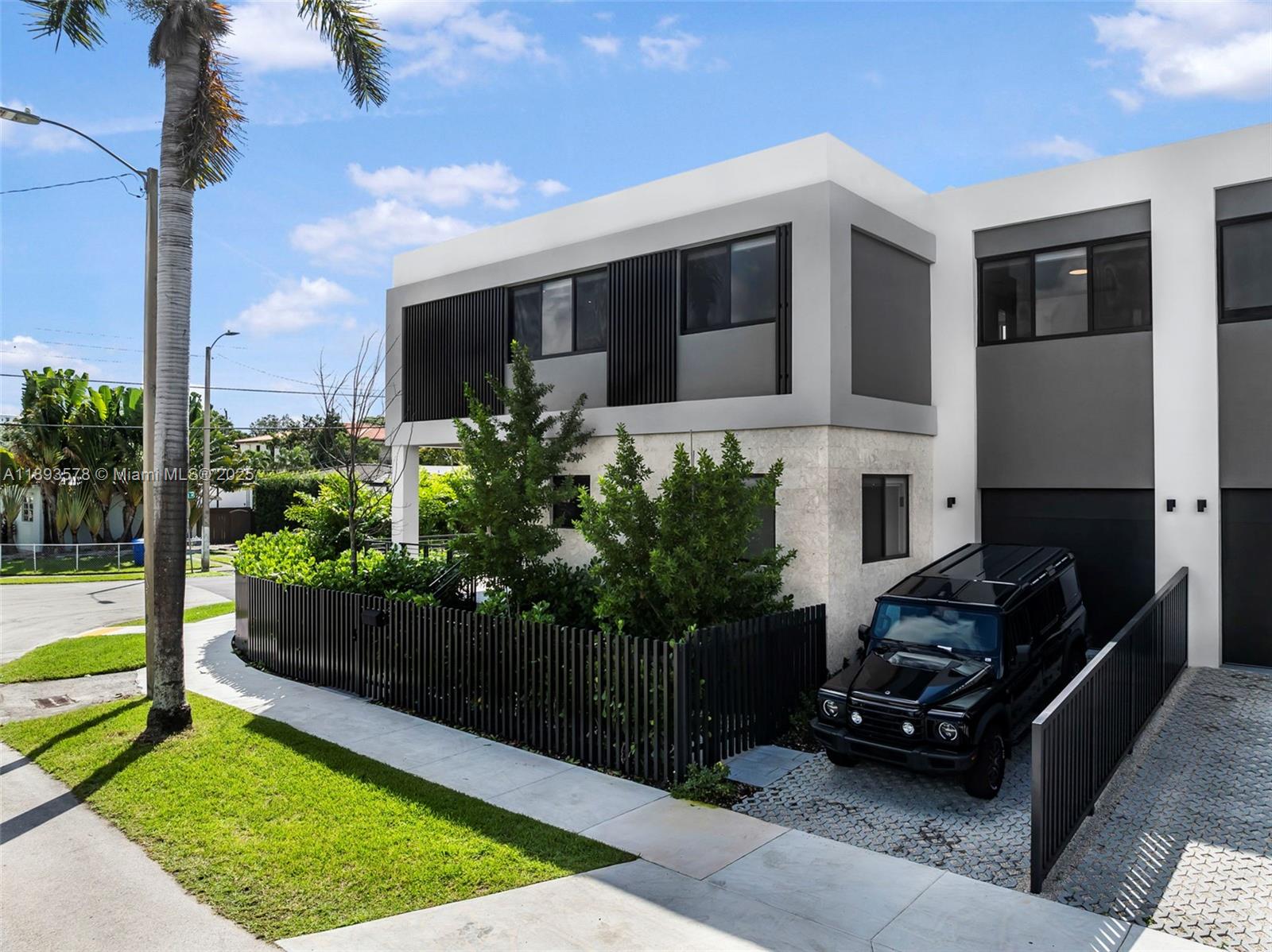 3300 SW 27th Ter # 3300