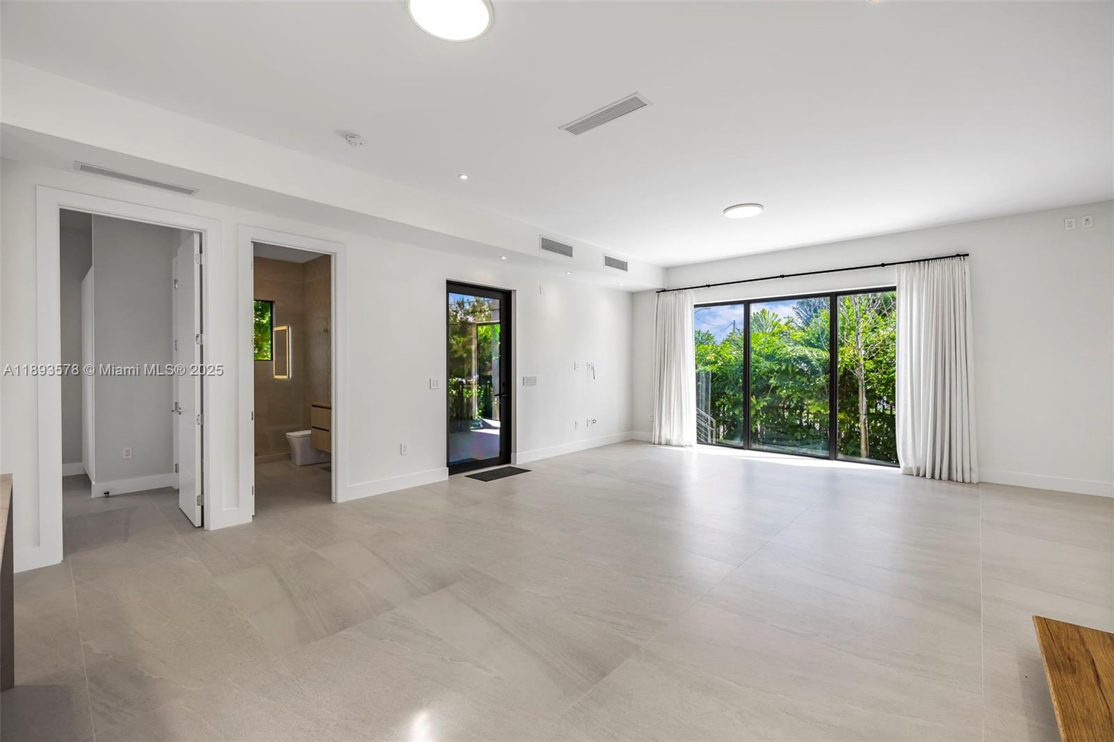 3300 SW 27th Ter # 3300