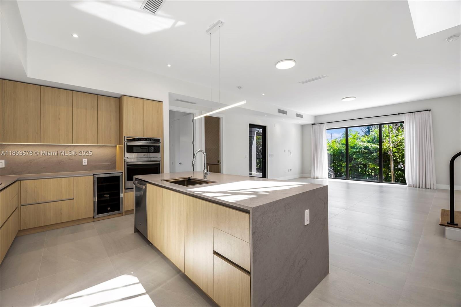 3300 SW 27th Ter # 3300