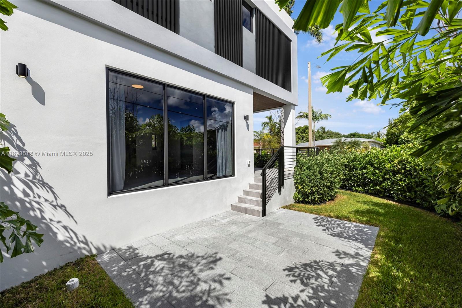 3300 SW 27th Ter # 3300