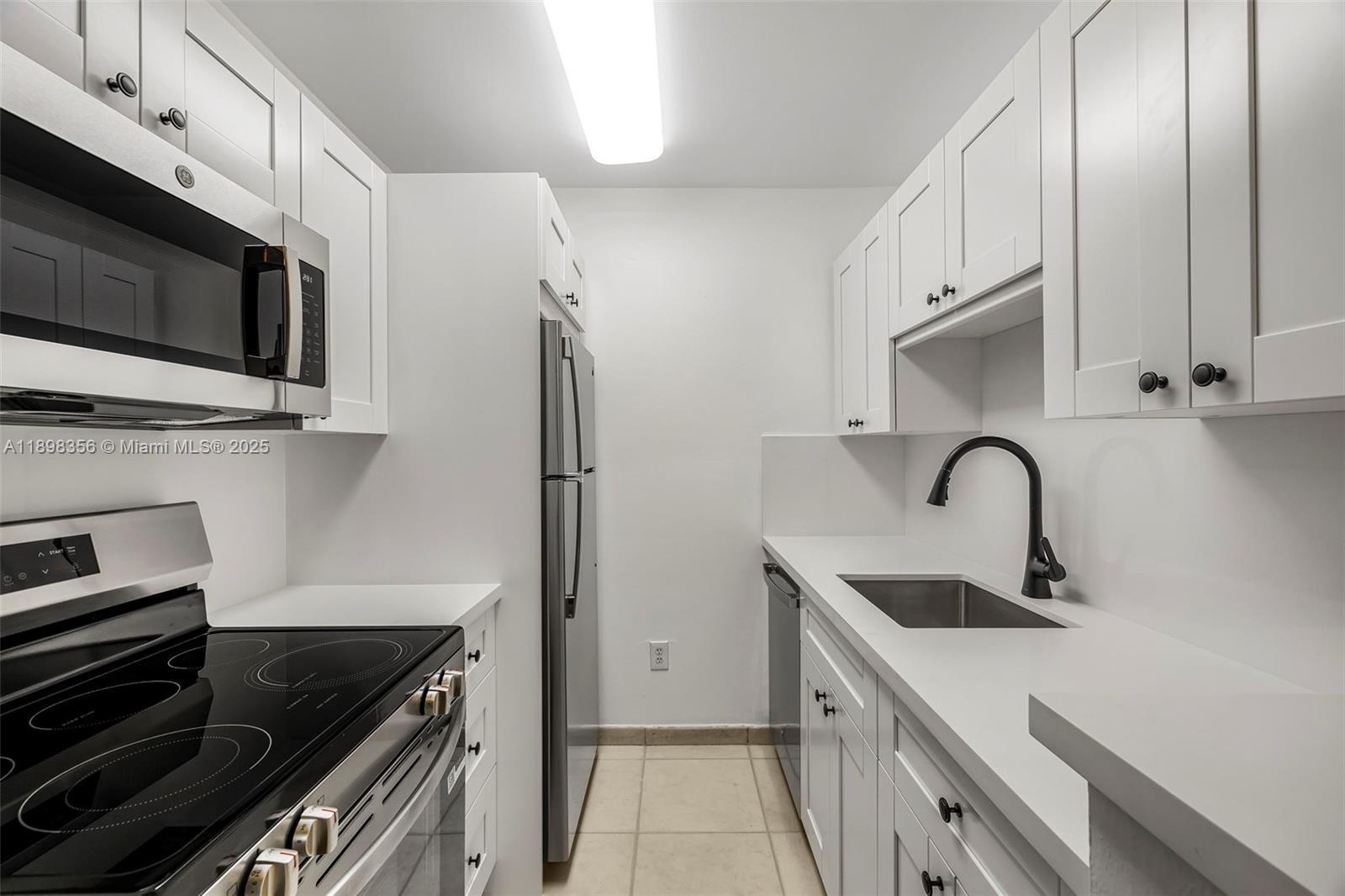 10780 N Kendall Dr # E11, Miami Unit: E11