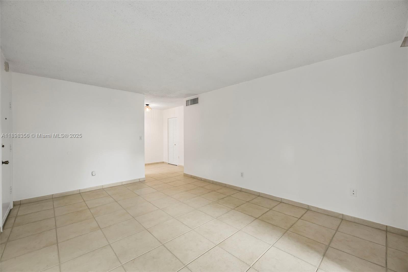 10780 N Kendall Dr # E11, Miami Unit: E11