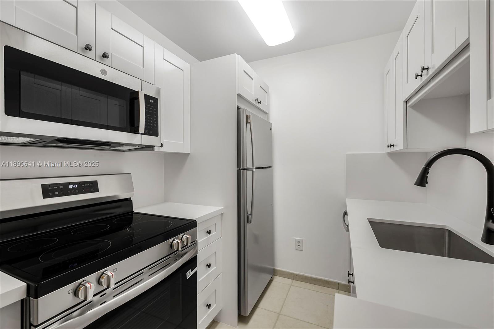 10780 N Kendall Dr # E11, Miami Unit: E11