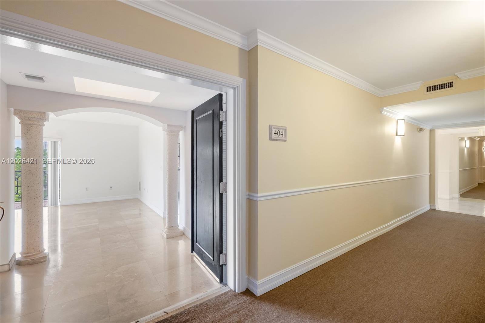 101 Sidonia Ave # 404