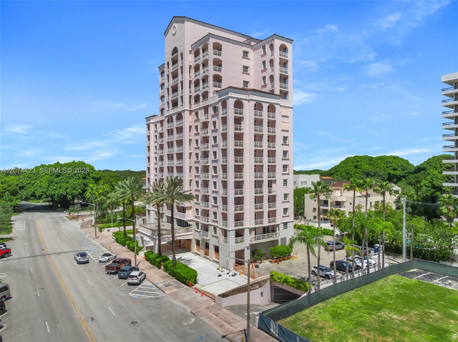 721 Biltmore Way # 601